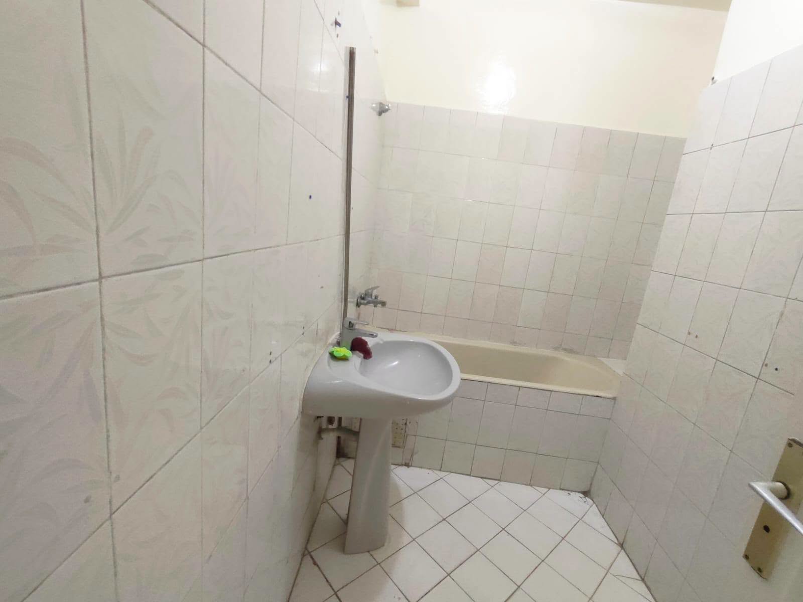 Appartement 75 m² à Ain Chock — 7