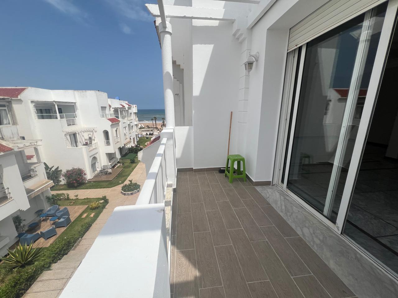 Aïn Diab – À vendre | Spacieux appartement avec vue mer 3CH