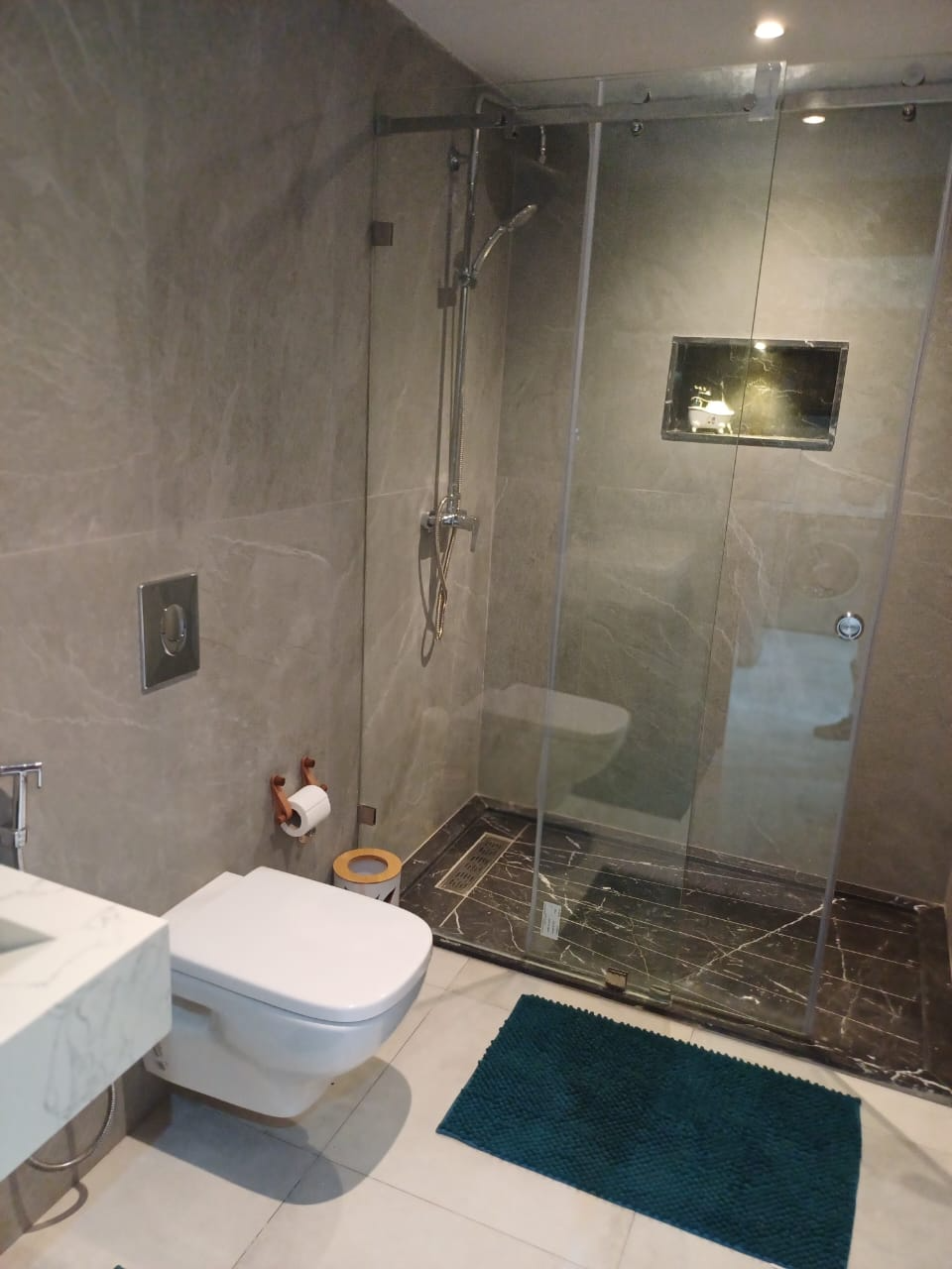 Palmier – Location d’un bel appartement meublé 1 CH — 3