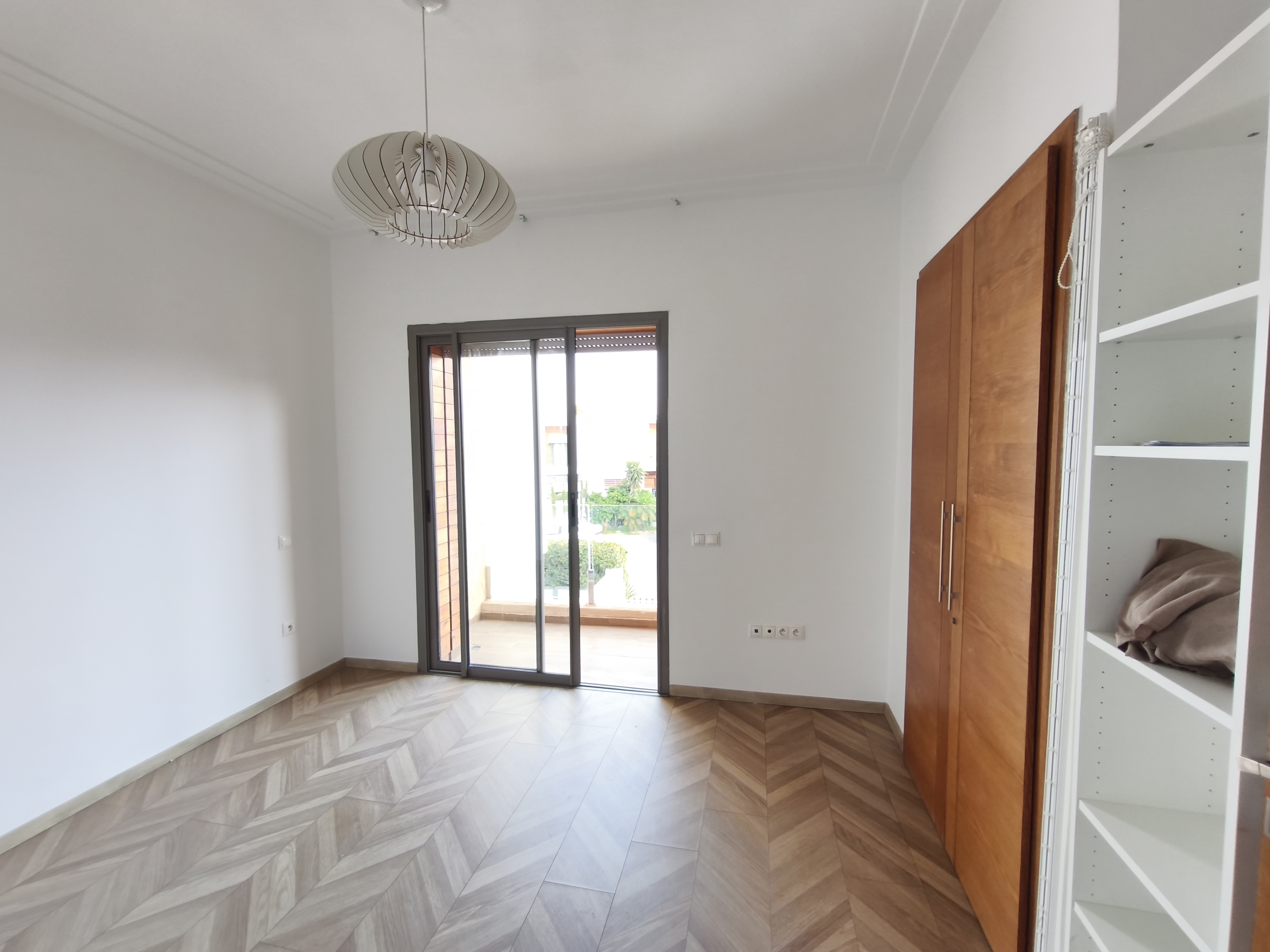 Magnifique villa 3 chambres avec piscine et jardin — 3