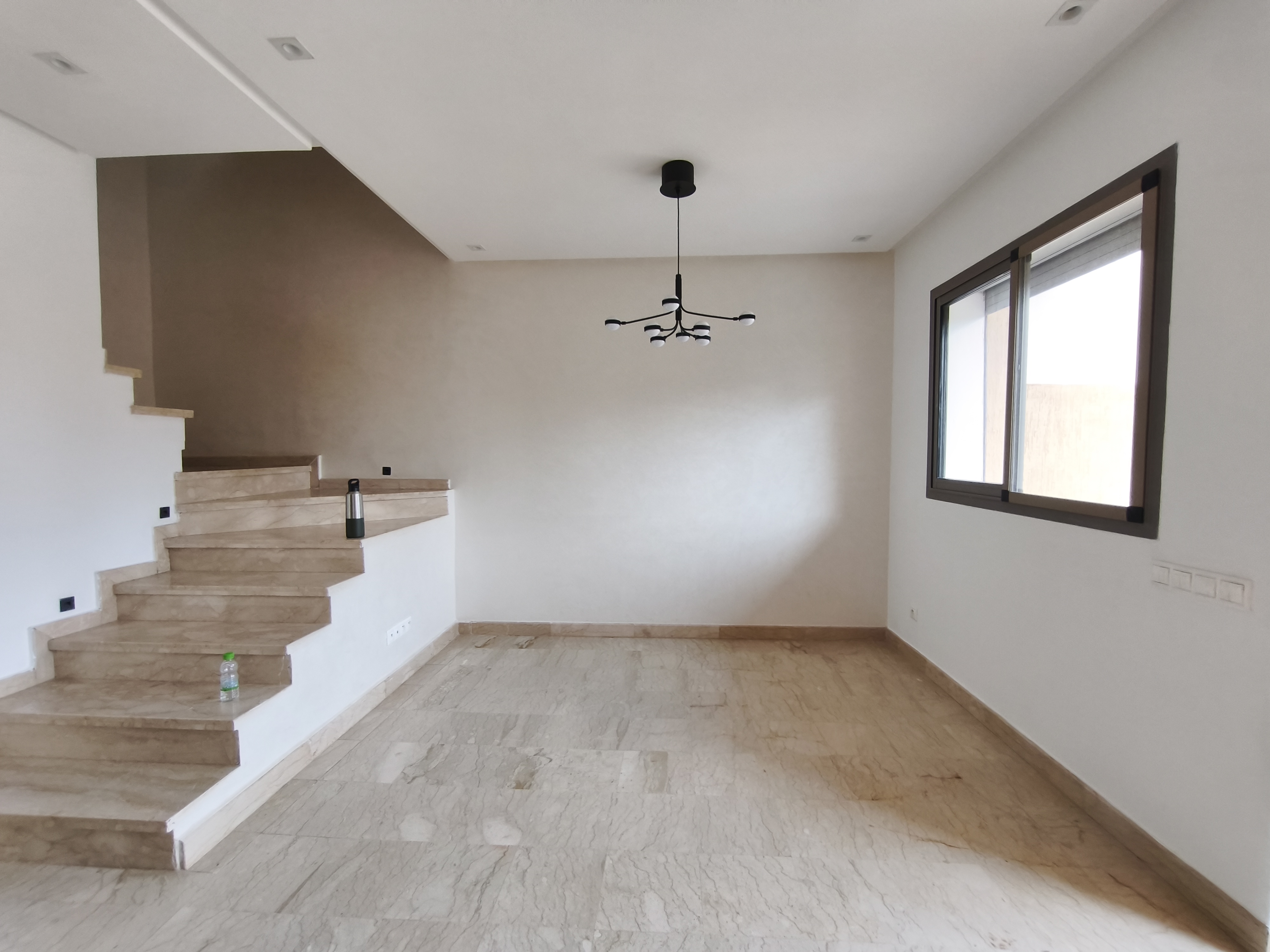 Magnifique villa 3 chambres avec piscine et jardin — 4