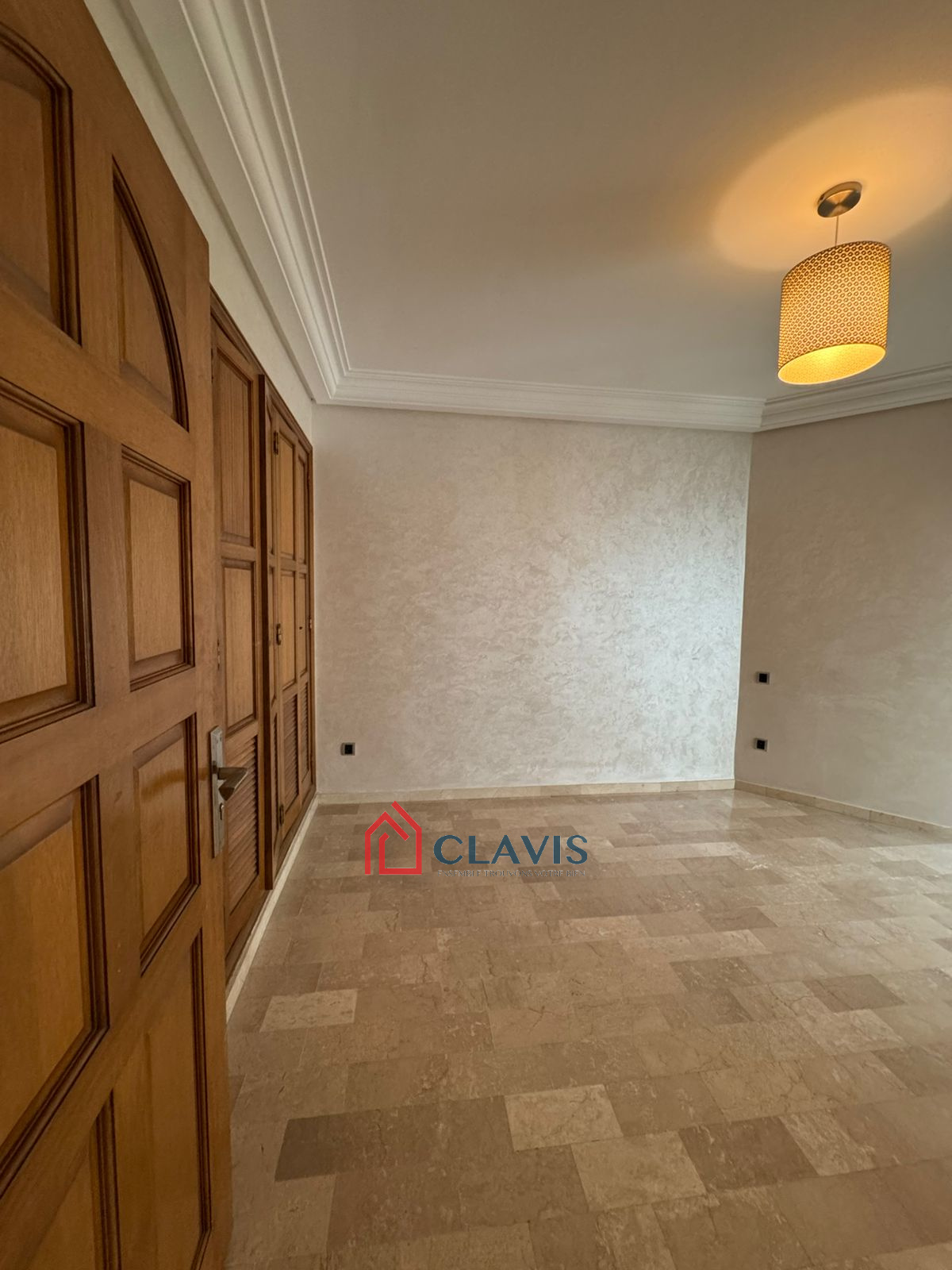 Appartement 201 m² f Bourgogne — 10