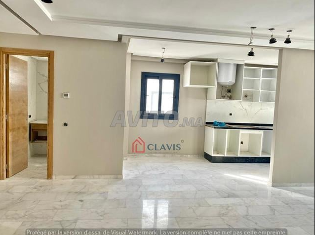 Appartement neuf avec grande terrasses à Oasis