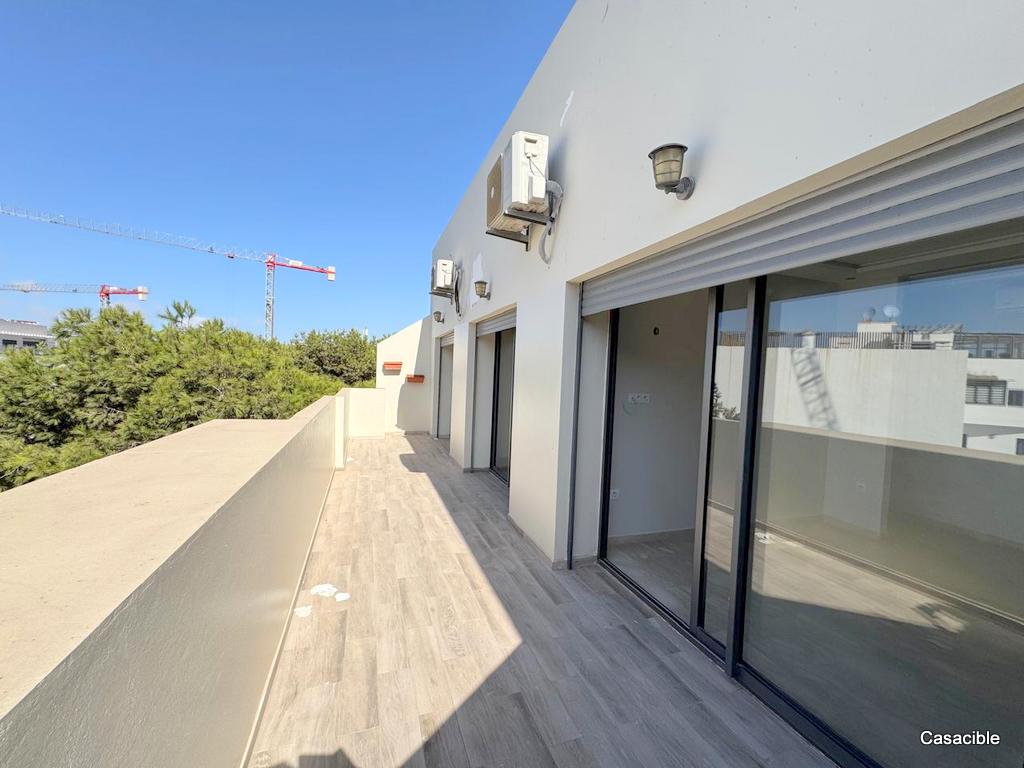 Ferme bretonne: Location appartement vide 2 chambres, terrasse.