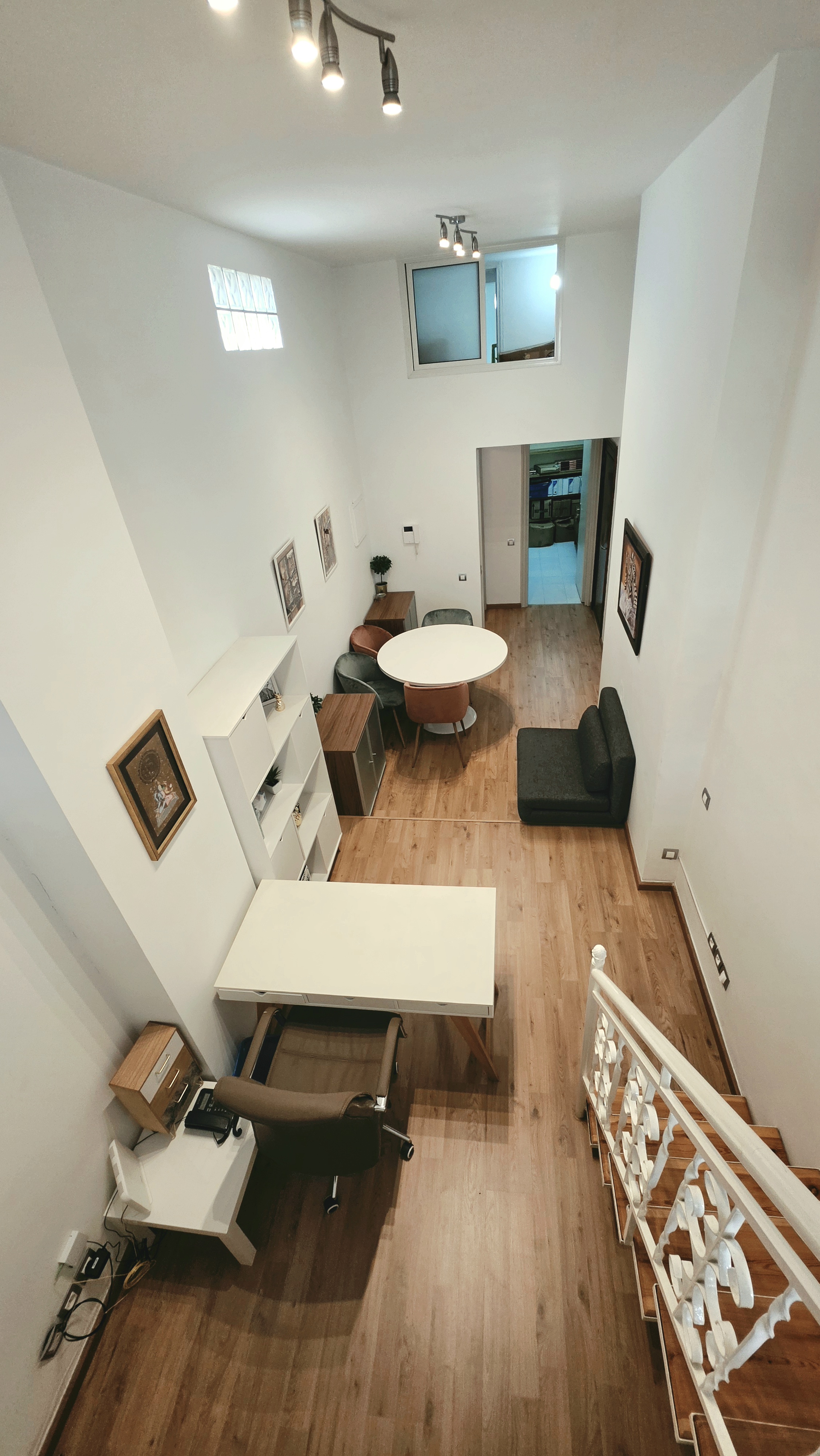 joli bureau a vendre au Coeur de gauthier