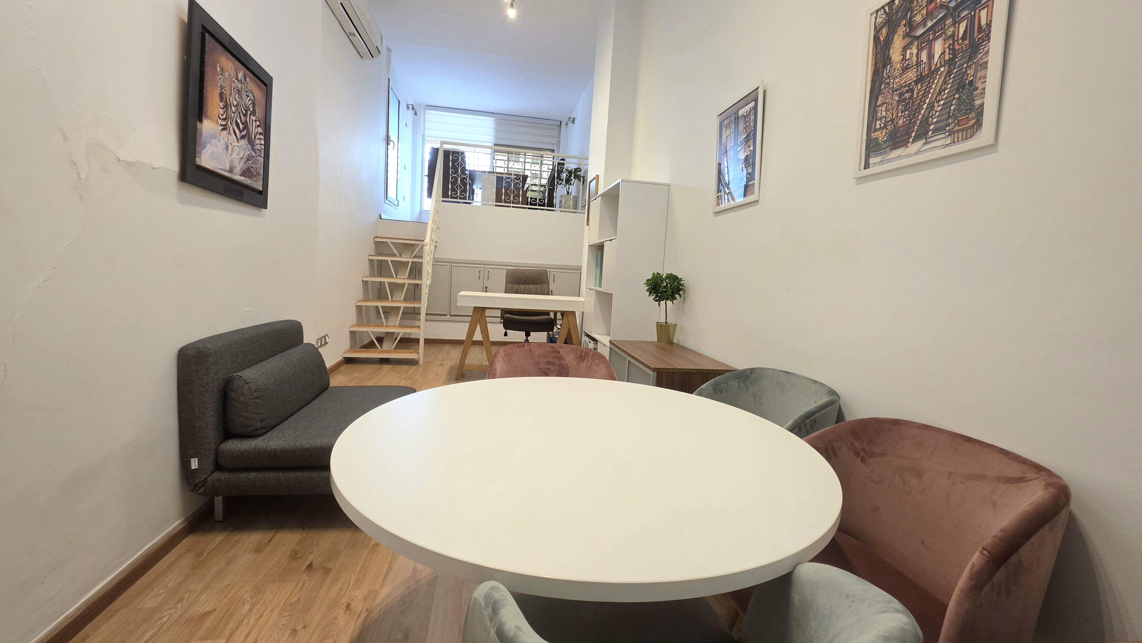 joli bureau a vendre au Coeur de gauthier — 2