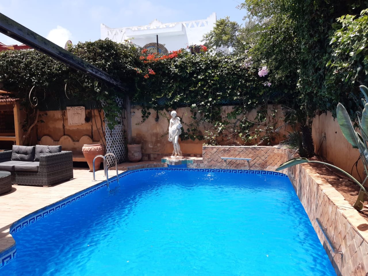 Dar Bouazza VENTE Villa d’angle avec  vue mer 7 CH