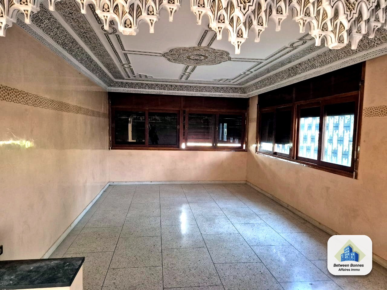Hay Riad : villa 6ch entre 2 grands boulevards