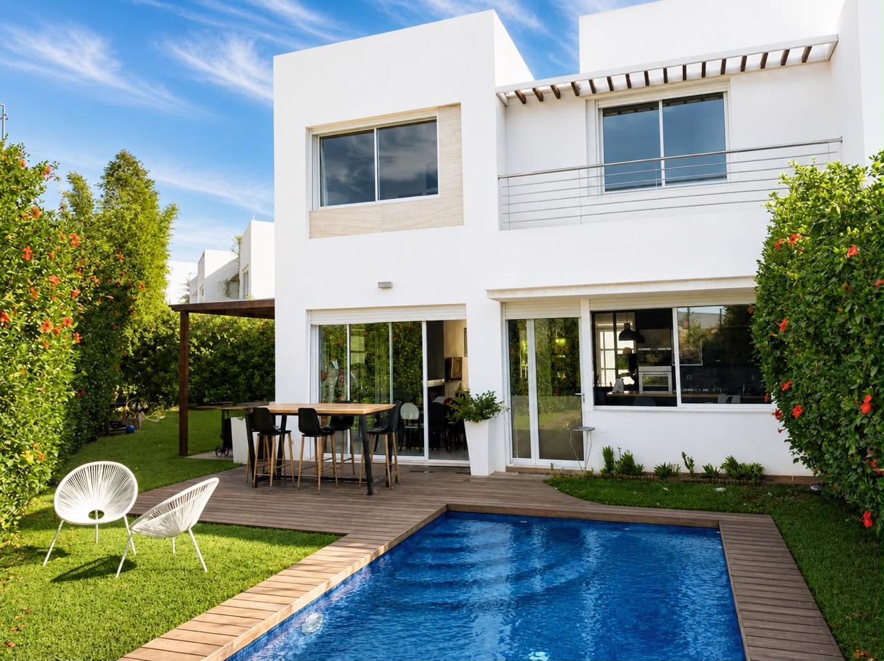 DAR BOUAZZA VENTE VILLA JUMELEE AVEC PISCINE 3 CH