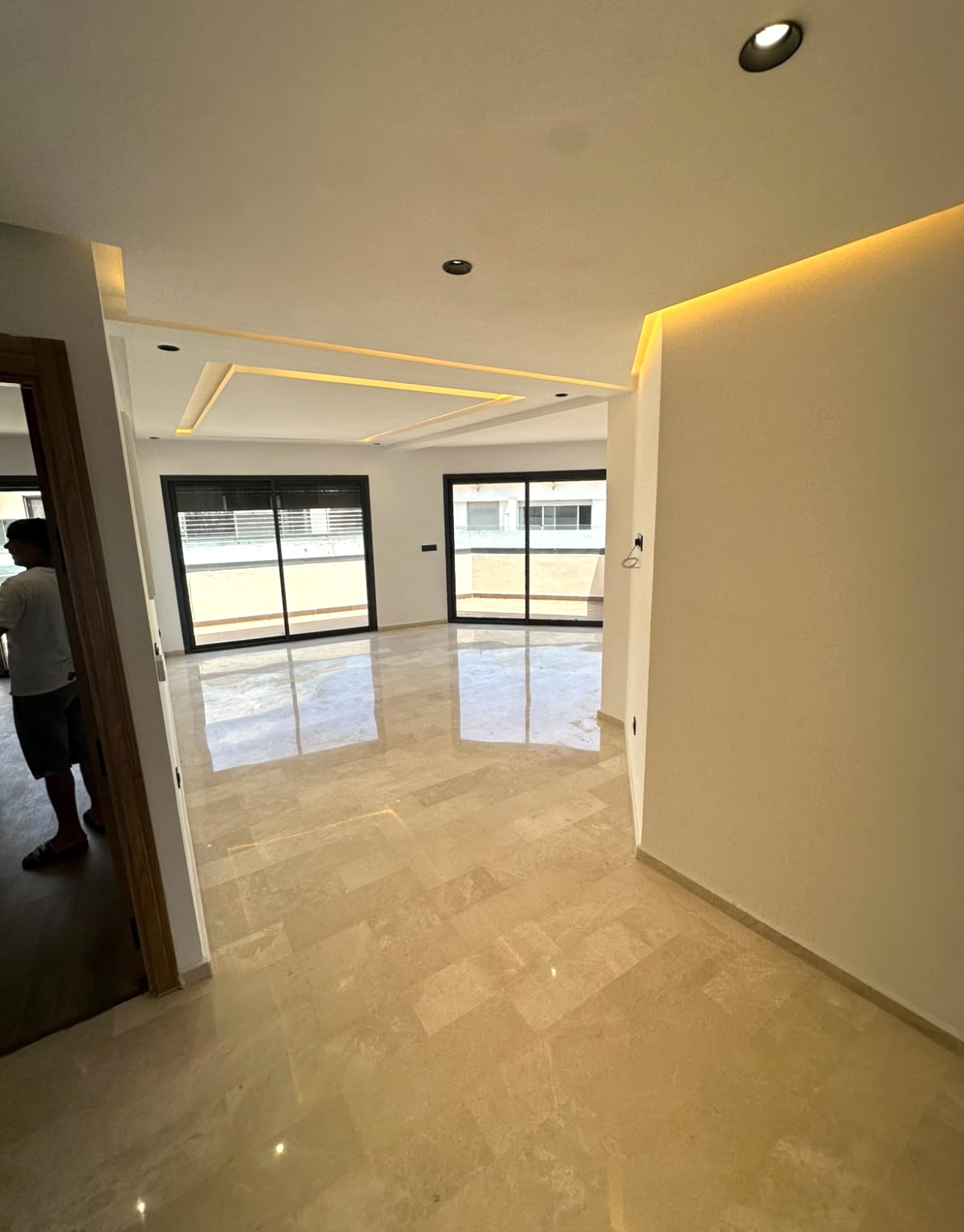 Appartement vide proche CFC