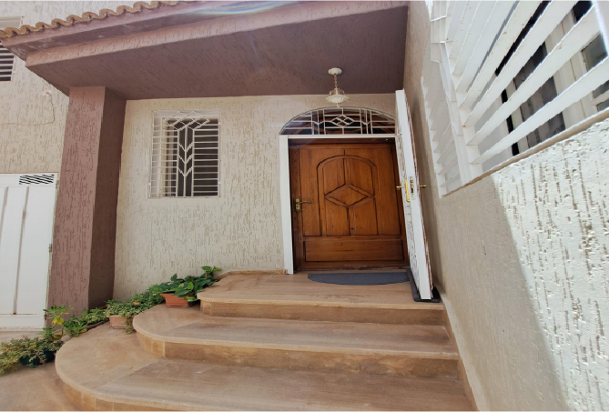 Superbe Maison 3 Niveaux à Oujda – 1 500 000 DH