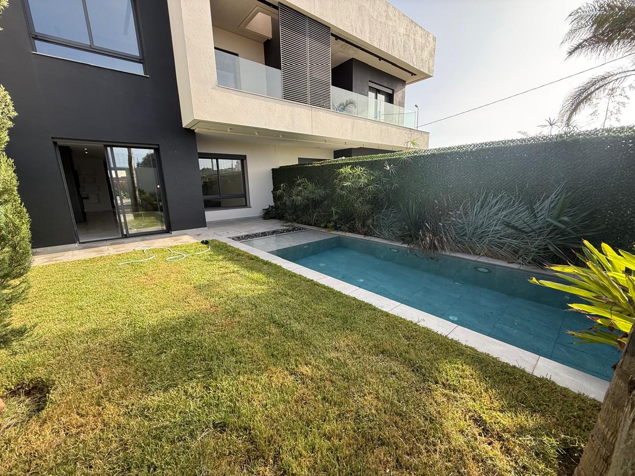 DAR BOUAZZA – VILLA À LOUER VIDE | RÉSIDENCE FAMILIALE 4 CH